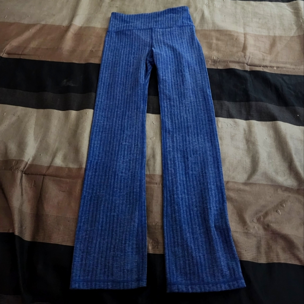 Athleta Elation Textured Straight Leg Leggings Small